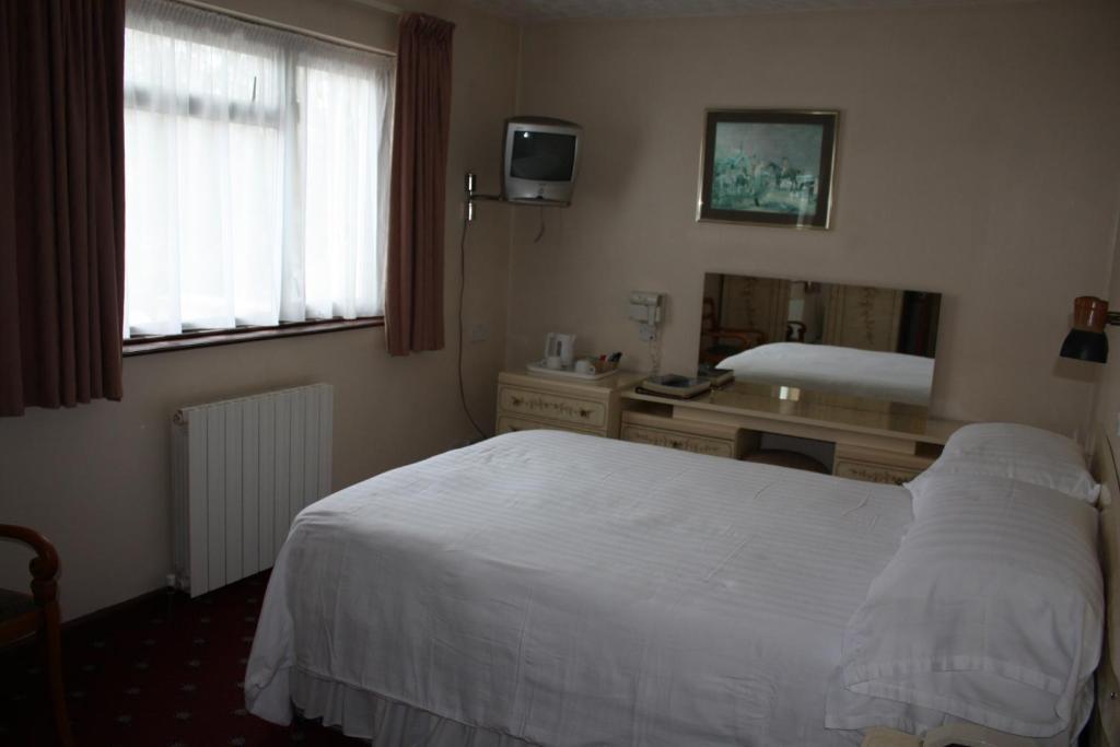 Talana Hotel Ст. Хейлир Джерси Экстерьер фото